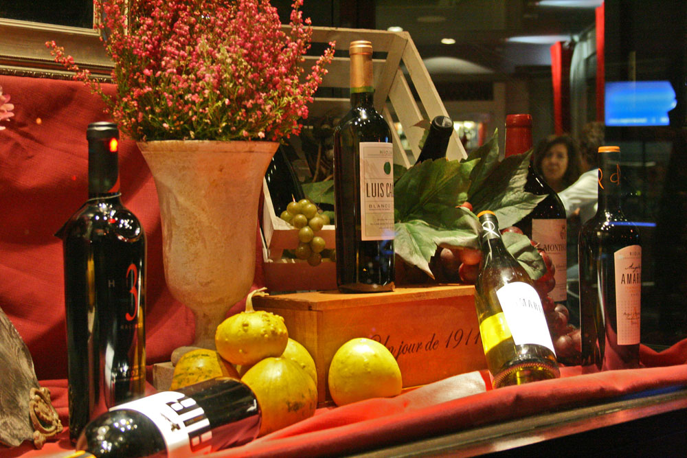 Bodegas Luis Cañas en Viavélez Madrid