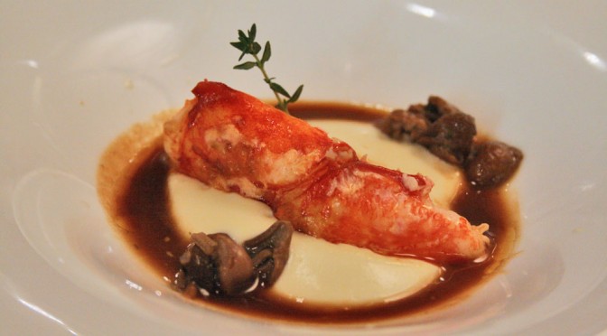 Bogavante, protagonista en el menú de Viavélez