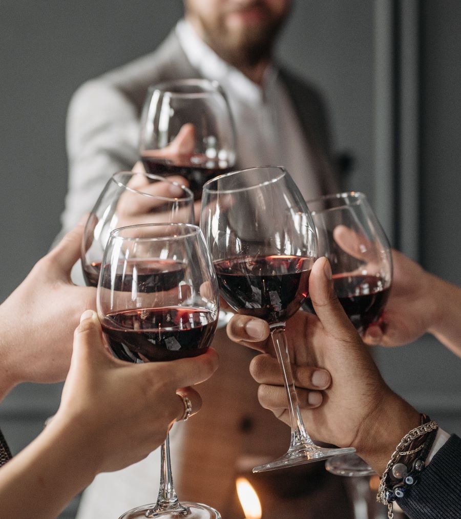 Cena con bodeguero Viñas del Jaro en Viavélez Madrid